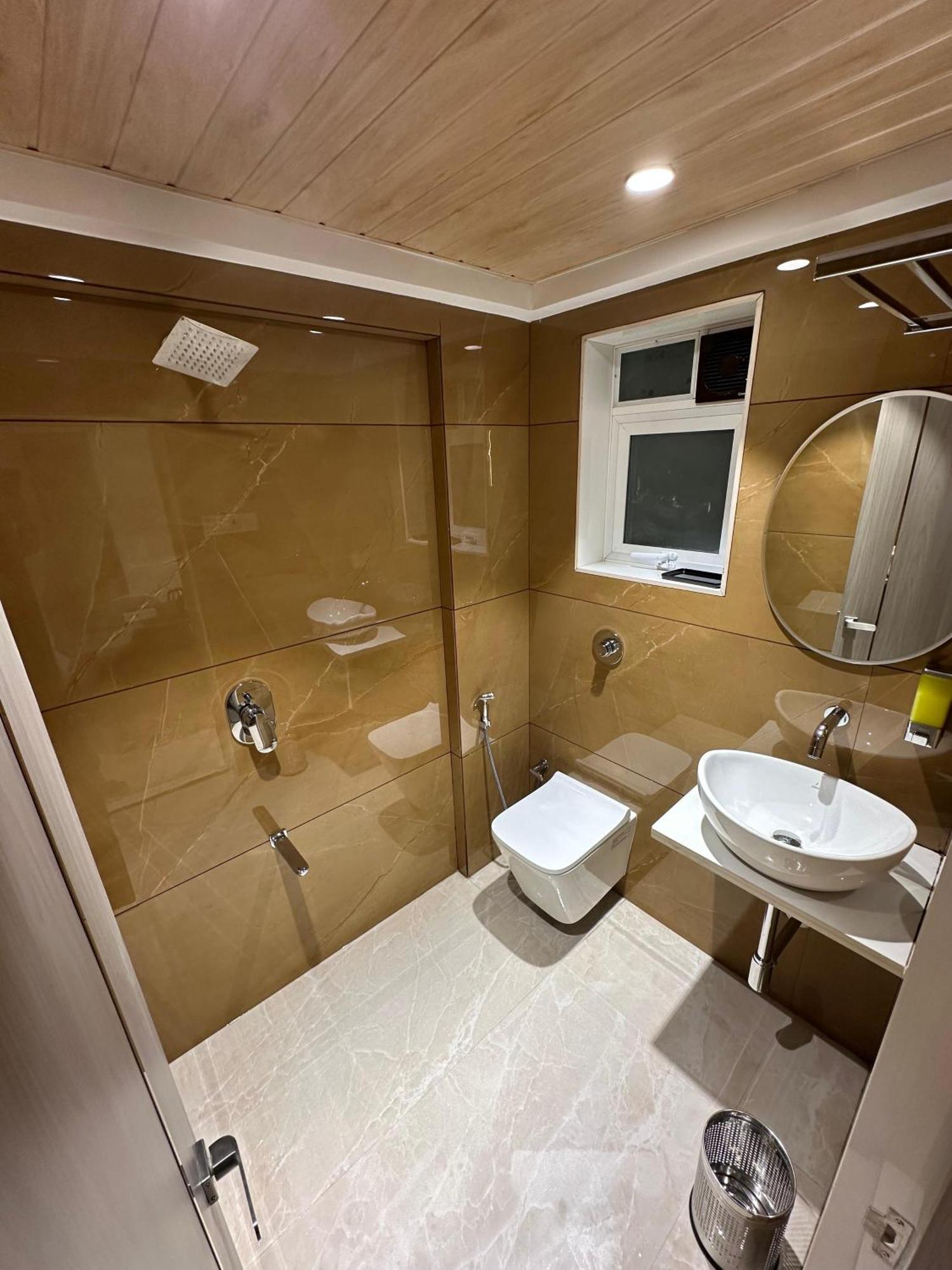 Hotel Spencer-Navi Mumbai Zewnętrze zdjęcie