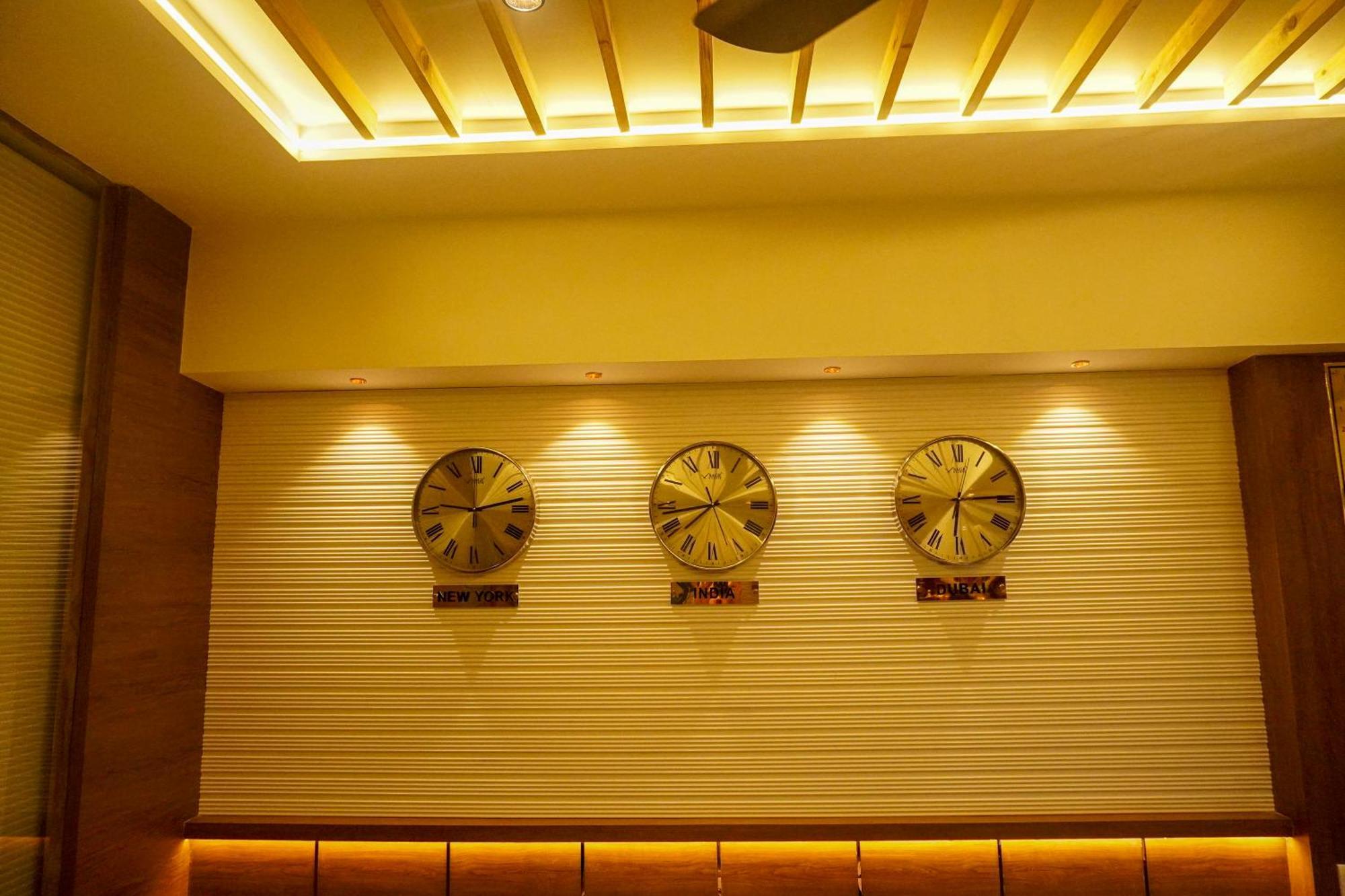 Hotel Spencer-Navi Mumbai Zewnętrze zdjęcie