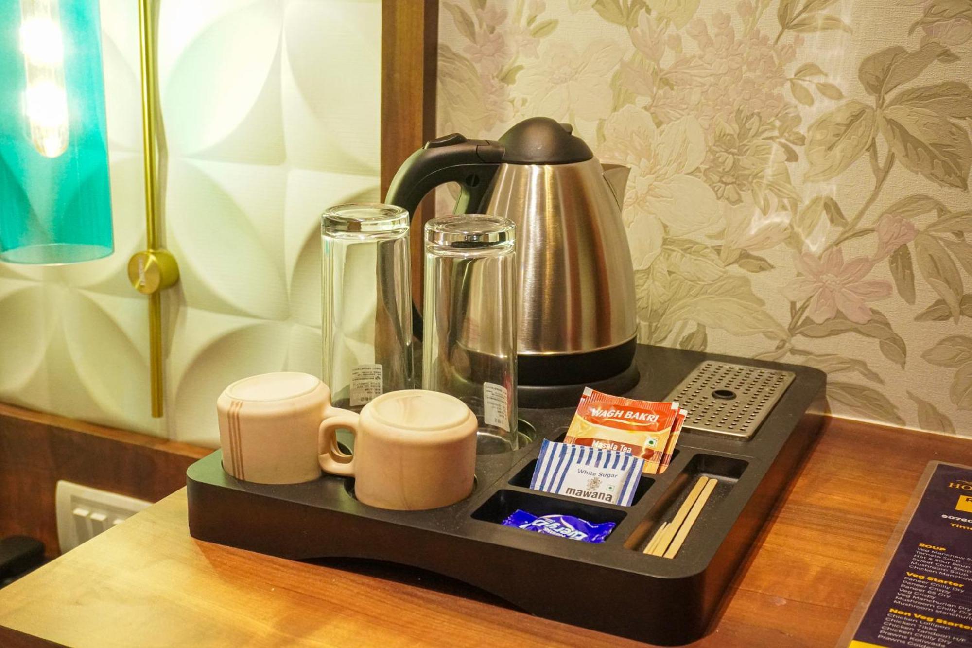 Hotel Spencer-Navi Mumbai Zewnętrze zdjęcie