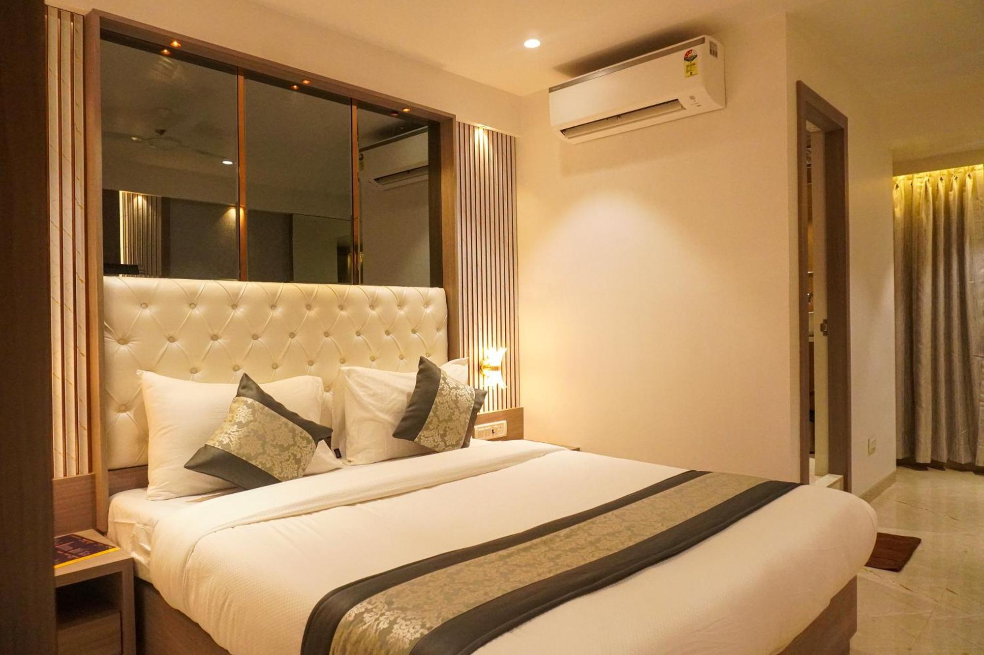 Hotel Spencer-Navi Mumbai Zewnętrze zdjęcie